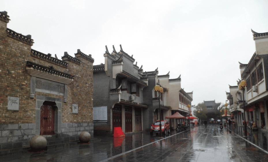 谁能简便给我概括一下花千骨小说原著写了什么？